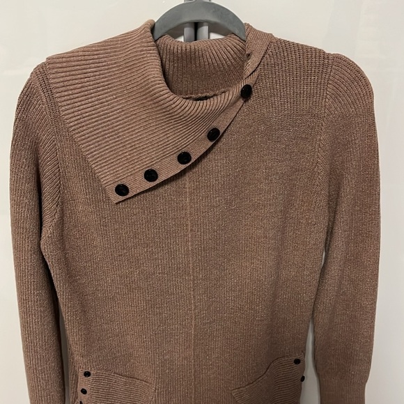 NWOT Sweater Dress Cowl Neck Buttons Pockets Blush, Size S/M - Picture 2 of 11